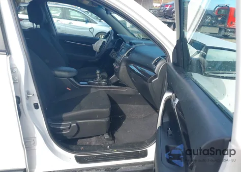 2015 Kia Sorento Lx V6 z USA, uszkodzony, nr VIN 5XYKTDA71FG659114